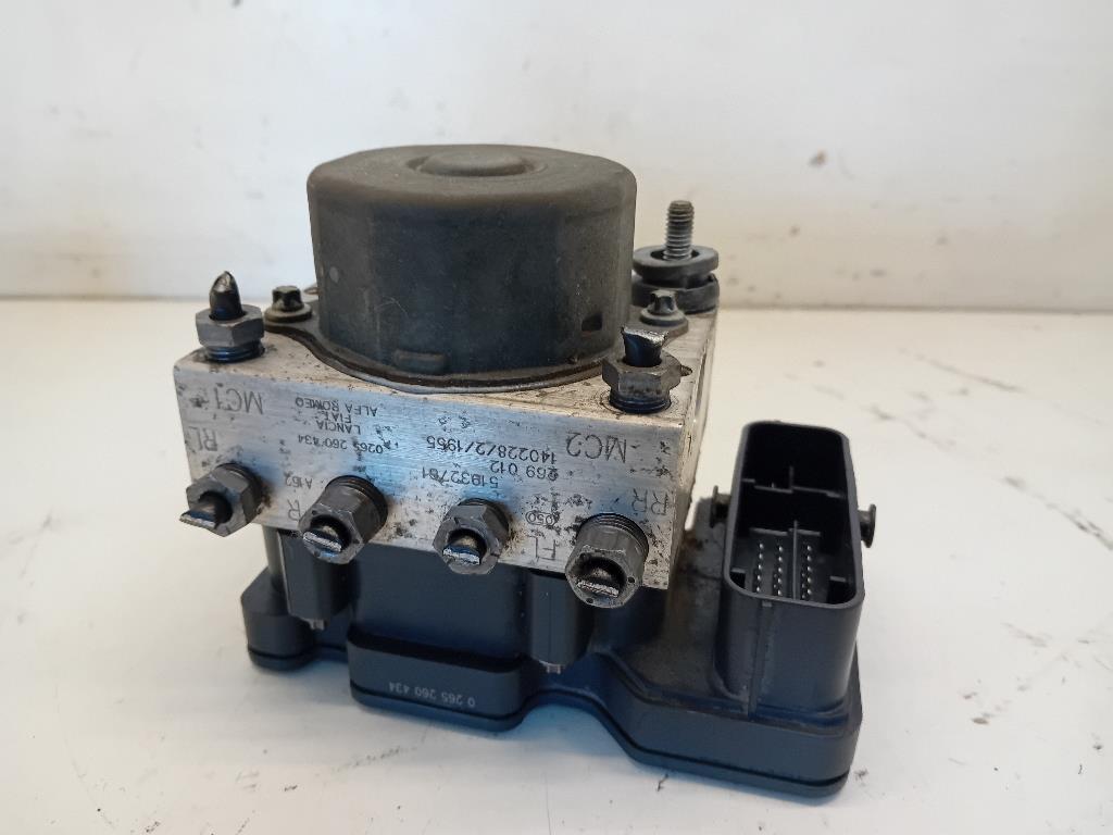 Pompa Abs 51932761 2265106518 0265805007 Usato
