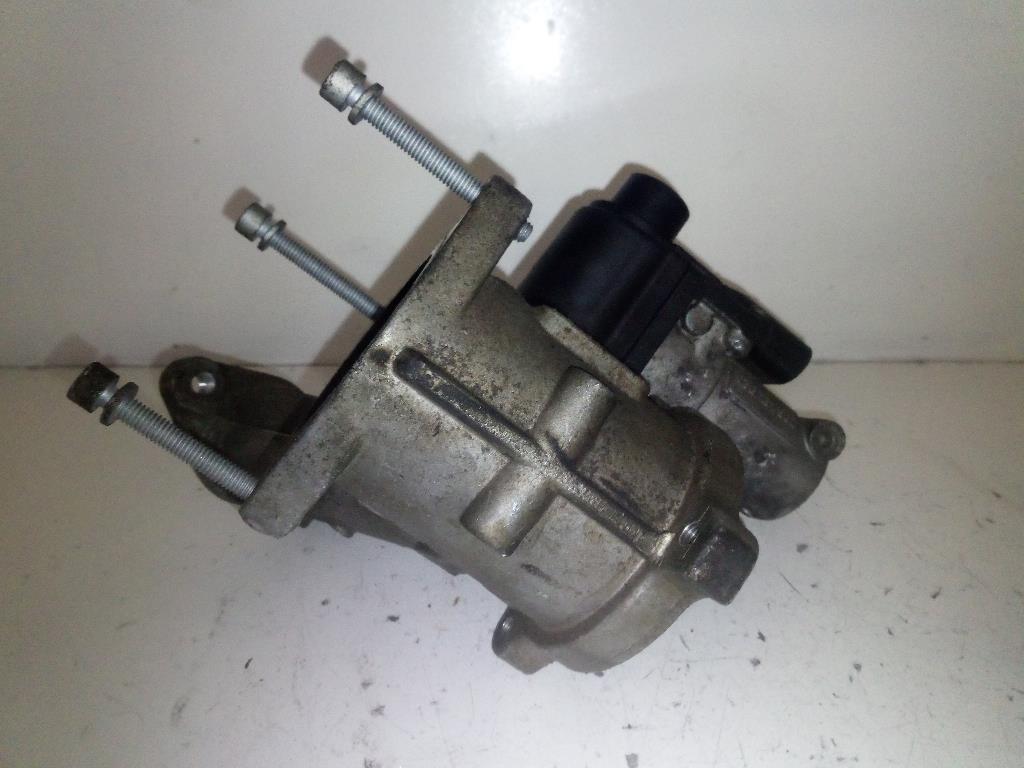 Valvola Egr 038131501AN Usato