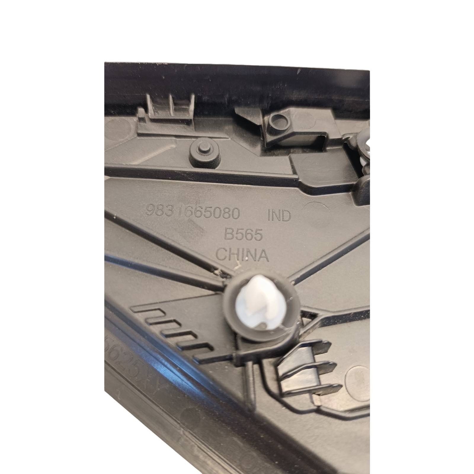 Miniatura 8
