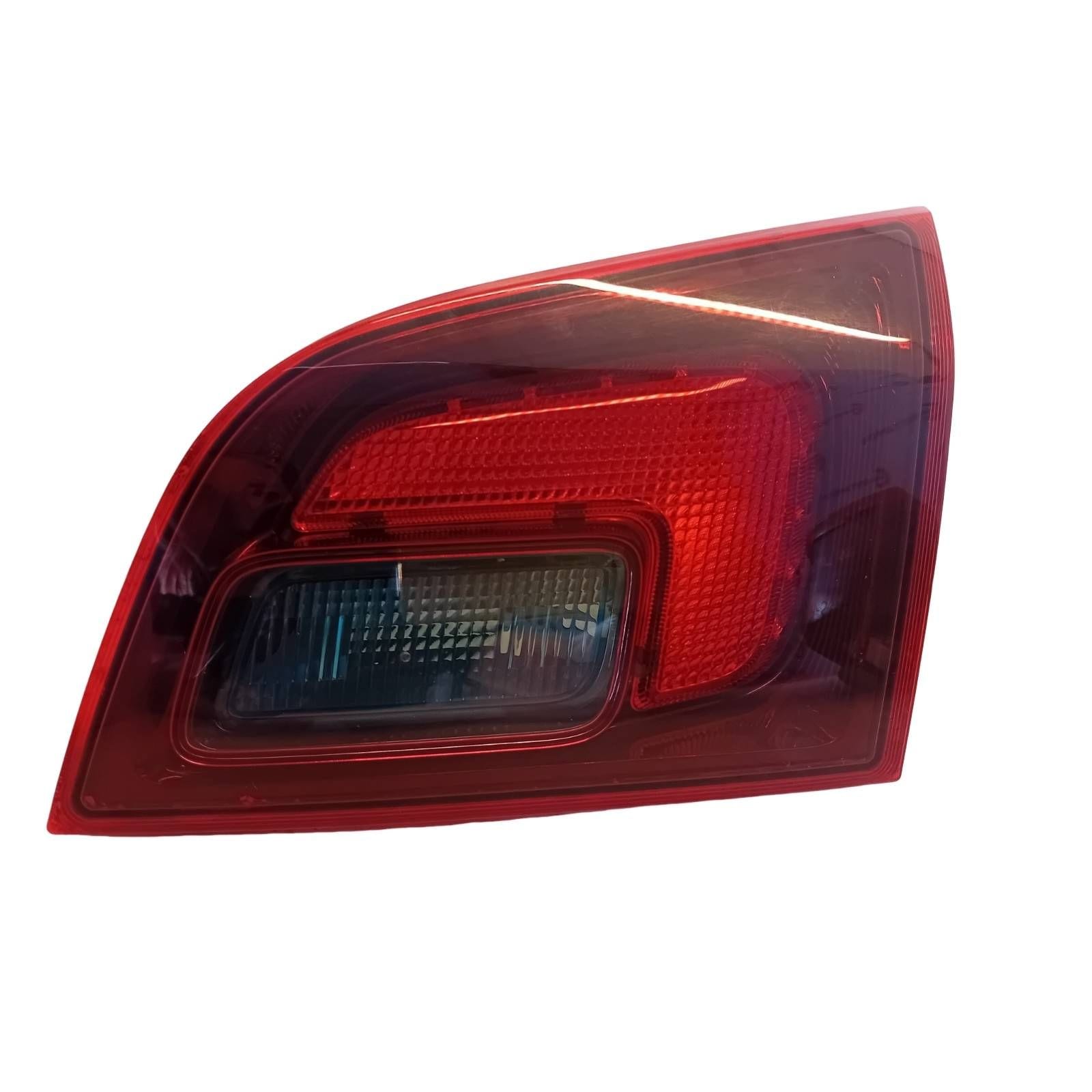 Fanale Post. Parte Int. Destro (Visteon) 13282247 VPAHQX13404 Usato
